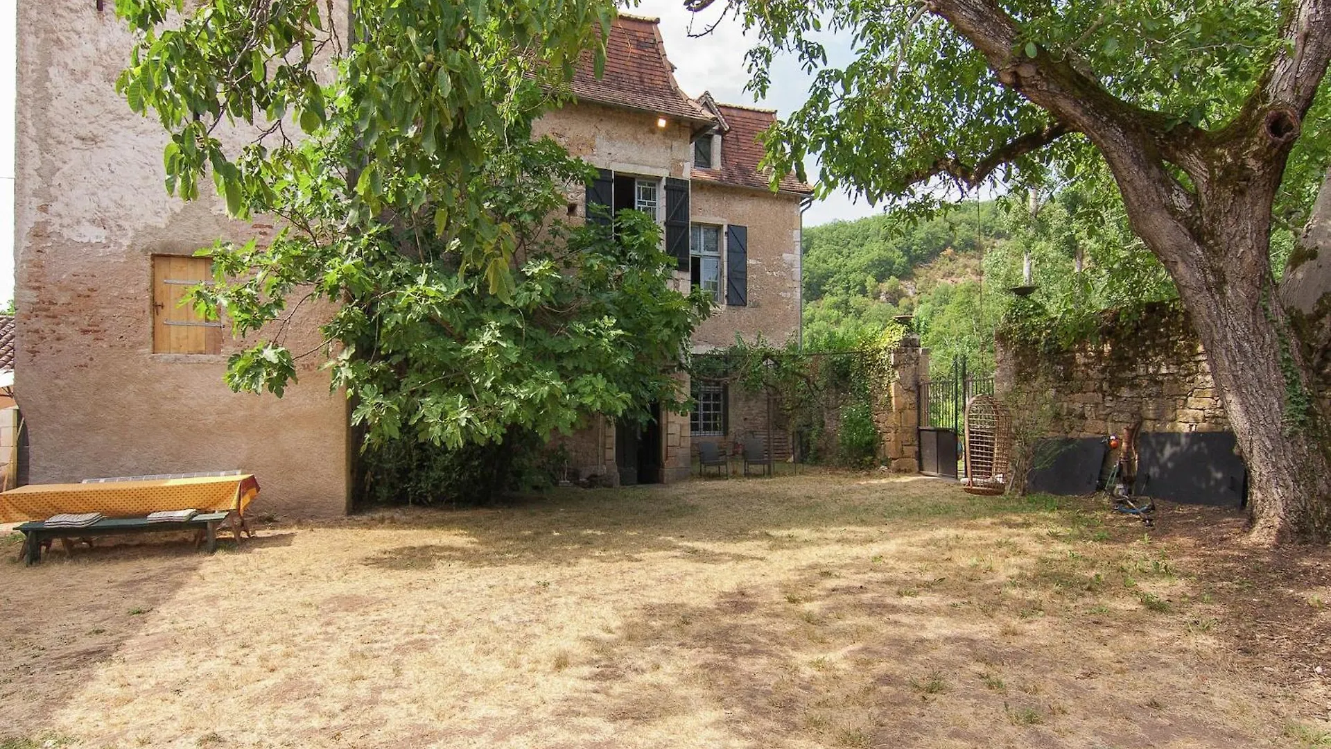 Historic Mansion By The River Lot In C Nevi Res Cenevieres